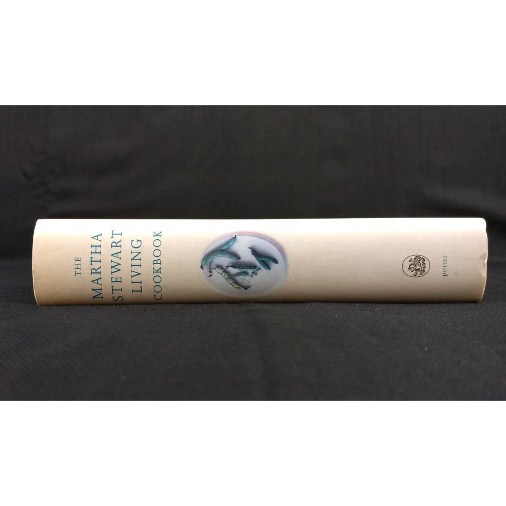 Martha Stewart Living Cookbook w/ Dust Jacket 1st Edition 1st Print NOS 2000 OOP